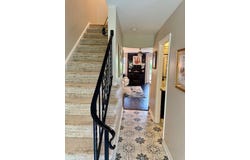 204 Thornberry Cir, Mt Lebanon, PA 15234