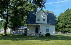201 N Vine Street, IL 62075