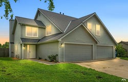 4929 Stoneback Place, Lawrence, KS 66047