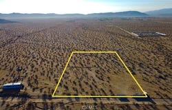 4594 Rice Avenue, Joshua Tree, CA 92252