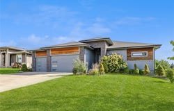 8262 Aspen Drive, West Des Moines, IA 50266