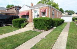 5615 S Nordica Avenue, Chicago, IL 60638
