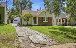 1009 W 77th Street, Kansas City, MO 64114