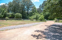 2330 Pigeon Roost Road, Byhalia, MS 38611