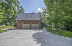 9915 Smoky Row Rd, Strawberry Plains, TN 37871