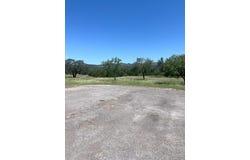 613 Oriole Ave., Camp Wood, TX 78833