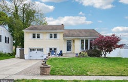 129 VALLEY RUN Drive, CHERRY HILL, NJ 08002