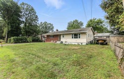 12 Cosgrove Avenue, Agawam, MA 01001