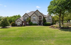 419 E Hickory Ridge Circle, Argyle, TX 76226