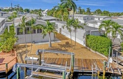 14 Nancy Lane, Fort Myers Beach, FL 33931