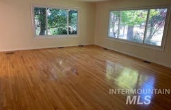 2731 Laurel Drive, Clarkston, WA 99403