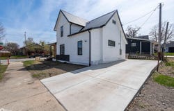 312 N 3rd Avenue, Marshalltown, IA 50158
