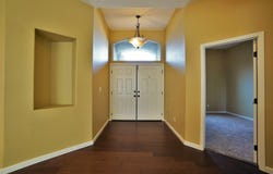 845 E Redwood Circle, Hanford, CA 93230