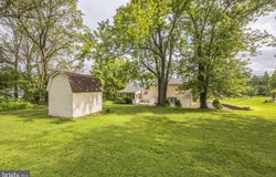 886 SACKETTSFORD ROAD, IVYLAND, PA 18974