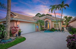 210 S Hampton Drive, Jupiter, FL 33458