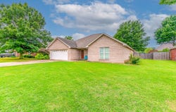 625 Blossom Lane, Trumann, AR 72472