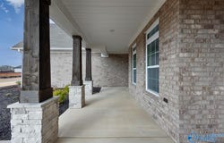 20859 Lakewood Drive, Athens, AL 35611