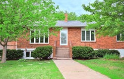 510 Lakeview Dr, Lamoni, IA 50140