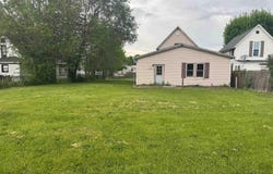 309 Loveland Avenue, Peru, IN 46970