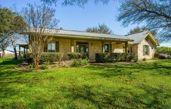 550 Timber Ridge Rd, Marble Falls, TX 78654