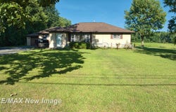 5651 Sheridan, Saginaw, MI 48601