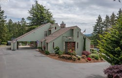 190 S OAK GROVE RD, Salem, OR 97304