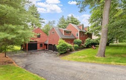 53 Richards Rd, Southborough, MA 01772