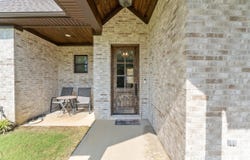 7717 S Shoreline Blvd., Benton, AR 72019