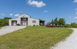 1633 Jessie James Road, Pineville, MO 64856