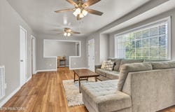 921 Niles Ferry Rd, Greenback, TN 37742