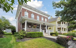 1713 Town Commons Drive, Howell, MI 48855