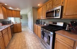 14 Grandview Drive, Berlin, NH 03570