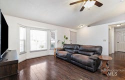 1515 4th St N, Nampa, ID 83687