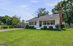 881 BROADFIELD DR, NEWARK, DE 19713