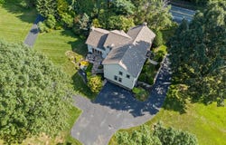 3130 SEISHOLTZVILLE ROAD, MACUNGIE, PA 18062