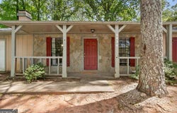 1836 Gingham, Lithonia, GA 30058