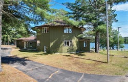 813 SILVER LAKE RD E, Eagle River, WI 54521