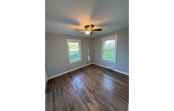 1114 W 17th Ave, Hutchinson, KS 67501