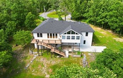 11 Mcmanigal Lane, Bella Vista, AR 72715