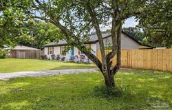 4352 Watkins St, Pace, FL 32571