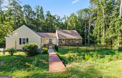175 Kingswood, Fayetteville, GA 30215
