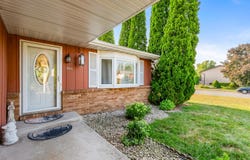 8966 Clark Place, Crown Point, IN 46307