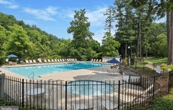 262 GREEN BRIAR COURT, NEWTOWN SQUARE, PA 19073