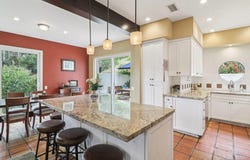 8358 Gilman Dr, La Jolla, CA 92037