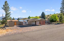 261 1st St, PrairieCity, OR 97869