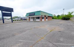 654 BESSEMER SUPER HIGHWAY, MIDFIELD, AL 35228