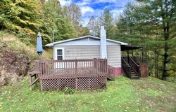 818 Buskill Avenue, Richlands, VA 24641