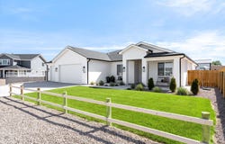 498 S 75 E, Enterprise, UT 84725