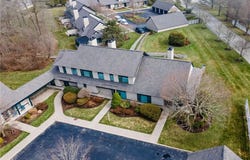 2 Stevenson Way, Narragansett, RI 02882