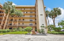 4700 W Lucerne Lakes Boulevard W, Lake Worth, FL 33467